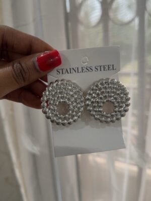Boucle d’oreille cercle perlé argent