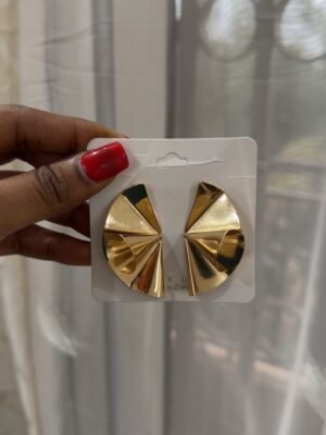 Boucle d’oreille origami d’or
