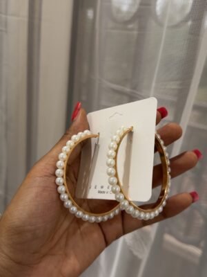 Boucle d’oreille créole en perles argent