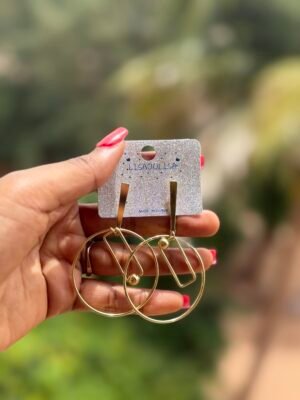 Boucle d’oreille dorée Selma